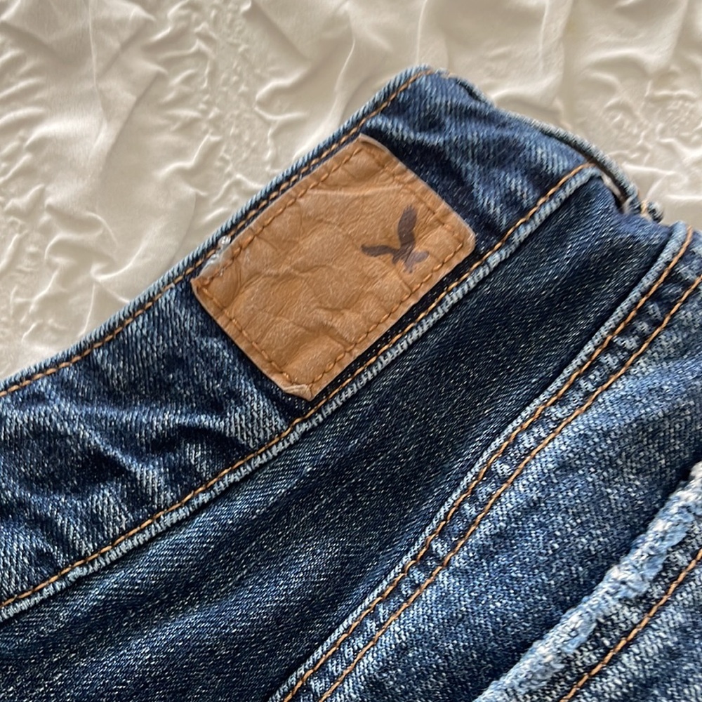 American Eagle Distressed Jeans Shorts - Picture 7 of 9